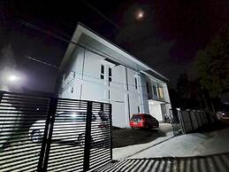 OYO 93870 Damai Guest House Cirebon