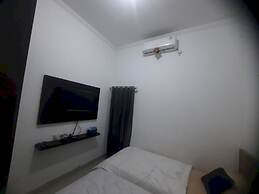 OYO 93870 Damai Guest House Cirebon