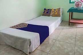 SPOT ON 93879 Wunut Homestay Syariah