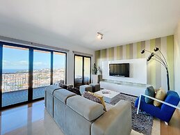 The View by Atlantic Holiday