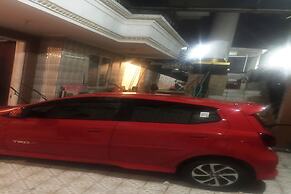 SPOT ON 93880 Guest House Bu Iin Syariah