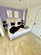 Stunning Studio Apartment in Cambridge