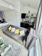Stunning Studio Apartment in Cambridge