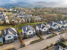 Spacious Home to Sleep 6 Just a Short Stroll From Kenmare