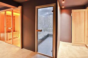 Luff Living Adult Only (+12)