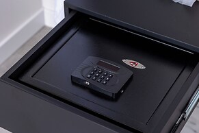 Luff Living Adult Only (+12)