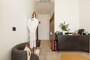 Luff Living Adult Only (+12)