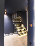 Luff Living Adult Only (+12)