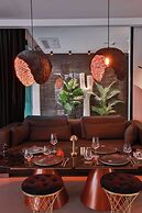 Luff Living Adult Only (+12)