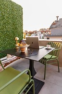 Luff Living Adult Only (+12)