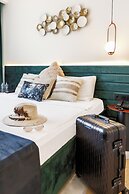 Luff Living Adult Only (+12)