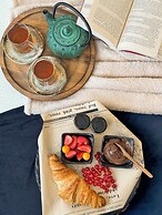 Luff Living Adult Only (+12)