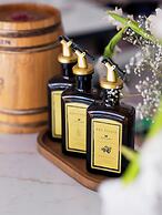 Luff Living Adult Only (+12)