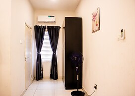 Ajah - Duplex - Sleeps 4 - Pool - Parking