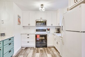 Cape May Home w/ Deck ~ 2 Mi to Beach!