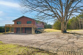 Cozy Belgrade Cottage w/ Wood-burning Stove!