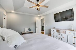 Bright & Elegant Home in High Point w/ Deck!