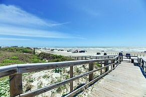 Direct Beach Access: Sunny Port Aransas Condo