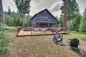 Cle Elum Cabin w/ Hot Tub, Fire Pit & Deck!