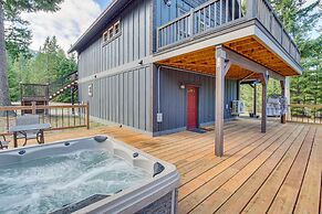 Cle Elum Cabin w/ Hot Tub, Fire Pit & Deck!