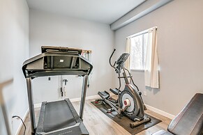 Palmer Apartment w/ Peaceful Pond & Kayaks!