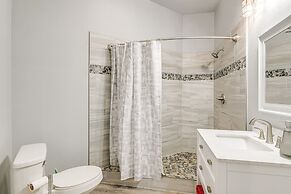 Palmer Apartment w/ Peaceful Pond & Kayaks!