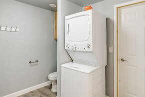 Palmer Apartment w/ Peaceful Pond & Kayaks!