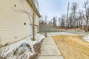 Palmer Apartment w/ Peaceful Pond & Kayaks!