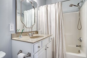 Community Pool & Private Balcony: Chic Lewes Gem