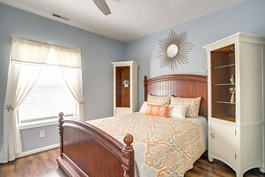 Community Pool & Private Balcony: Chic Lewes Gem