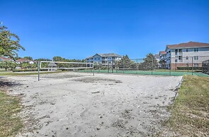 3 Mi to Beach: NMB Golf Resort Condo