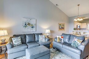 3 Mi to Beach: NMB Golf Resort Condo