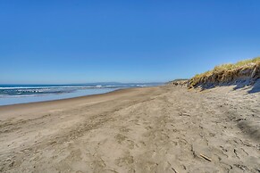 Watsonville Condo w/ Ocean Views & Beach Access