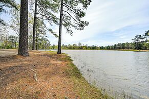 Broken Bow Cabin w/ Hot Tub & Fishing On-site!