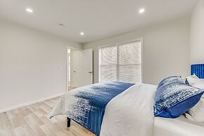 Chic Coolbaugh Township Getaway w/ Hot Tub!