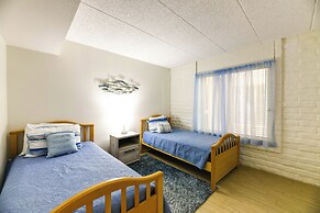 Beachfront Condo w/ Pool Access in Port Aransas