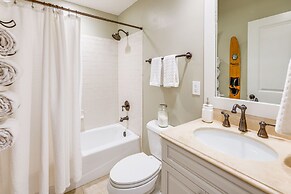 Lake Martin Condo w/ Community Perks & Views!