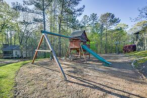 Lake Martin Condo w/ Community Perks & Views!