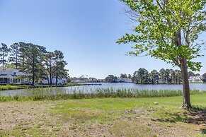 Townhouse in Mallard Lakes w/ Porch & Water Views