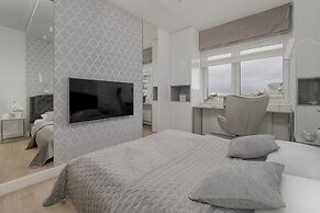 Żwirki Apartment Łódź by Renters