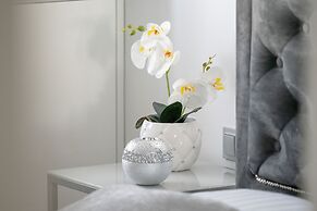 Żwirki Apartment Łódź by Renters