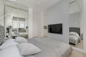 Żwirki Apartment Łódź by Renters