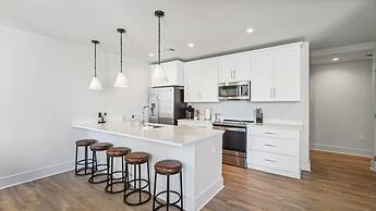 The Eleanor New Orleans