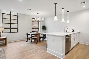 The Eleanor New Orleans