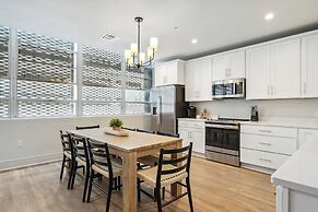 The Eleanor New Orleans