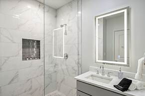 The Eleanor New Orleans