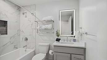 The Eleanor New Orleans