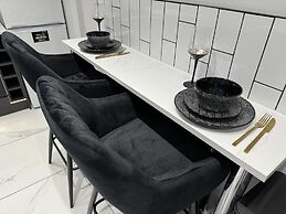 Impeccable 3-bed House in Walsall