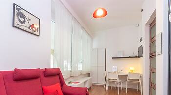 Weiss Haus by Wonderful Italy