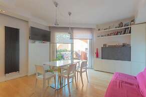 Beautiful 1-bed Apartment in Roma